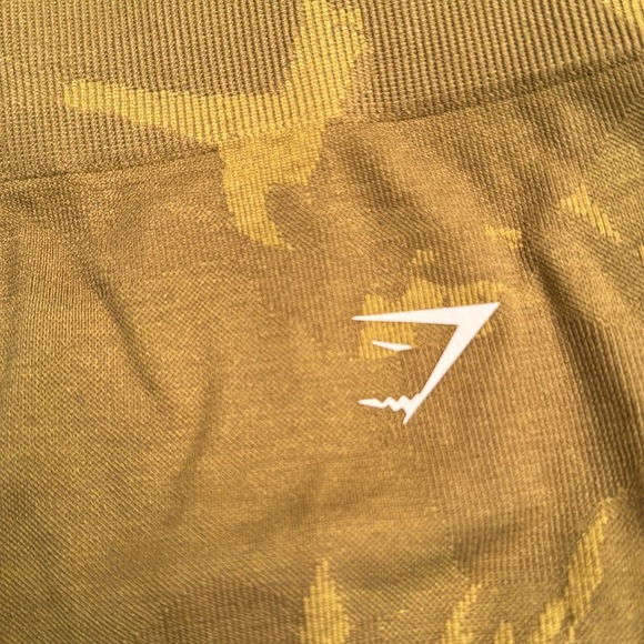 GymShark Seamless Camo Leggings size Small - Picture 3 of 6